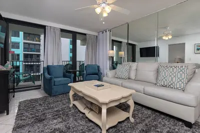 Image de Cliquez pour devis avec des nuits gratuites! Island Winds 2 Bedroom!