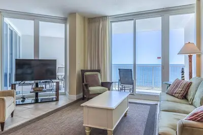 Image de Fantastique tarifs d'automne! RÉSERVER * Beachfront * 3br / 3ba * Lighthouse Unit 1204