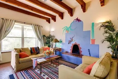 Image de ‘El Diamonte’ Tucson Home w / Vues Mtn & Jacuzzi!