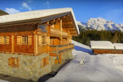 Image de Pralor Le Peille - base alpine famille 8p, hammam & jacuzzi - Ovo Network