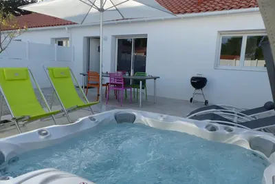 Image de Maison 3*  proche mer et son Spa privatif