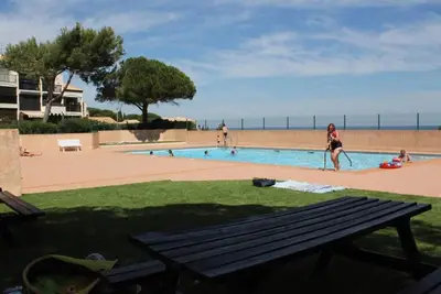 Image de Charmant Pavillon 2 Pièces, Mezzanine, Terrasse et Piscine à 700m de la Plage - Saint Pierre La Mer