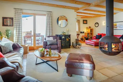Image de Chalet La Croix Meridionale - séjour au ski pour 10 avec spa - Ovo Network