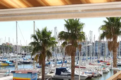 Image de Studio Cabine Ă Gruissan: Terrasse, Parking, Clim, Proche Commerces et Port