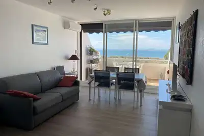 Image de Appartement climatisé 3 pièces avec parking à Port Camargue
