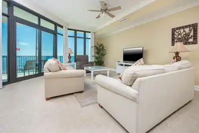 Image de Cliquez pour devis avec des nuits gratuites! - 9ème étage 3br @ Phoenix West