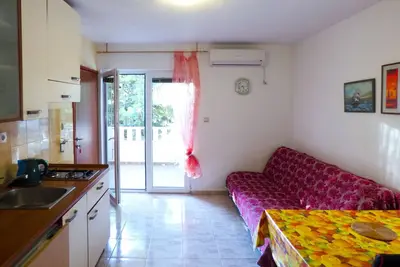 Image de Appartement d'une chambre avec la terrasse Ivan Dolac, Hvar (A-8782-b)