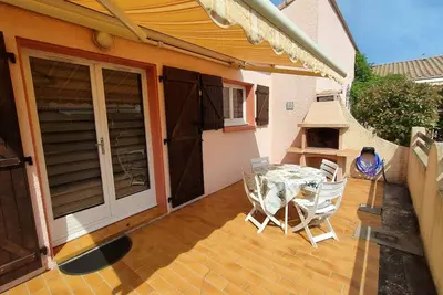 Image de Maison de vacances 5 couchages avec cour privative et parking, proche mer, animaux acceptés