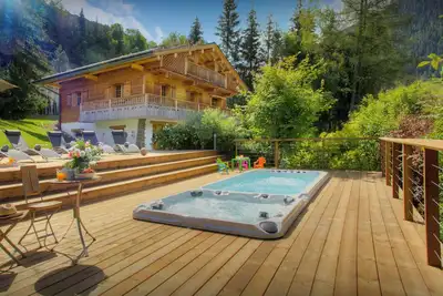 Image de Chalet Le Mousqueton - séjour au ski 14p spa, proche pistes - Ovo Network