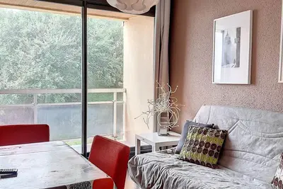 Image de Studio rénové à 80m des pistes, 4 pers, balcon sud et cuisine indépendante