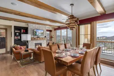 Image de Edgemont 2600: 6 Br / 6 Ba condo à Steamboat Springs, pour 13 personnes