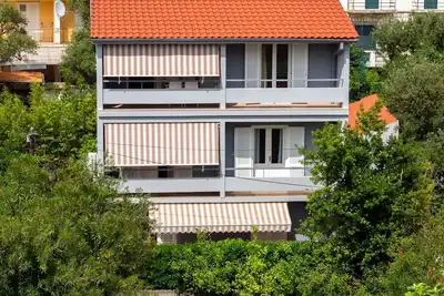 Image de Appartement de deux chambres avec le balcon Rab (A-14515-a)