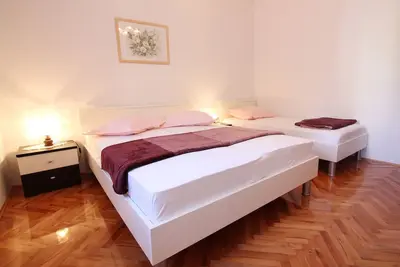Image de Appartement d'une chambre prés de la plage Metajna, Pag (A-6486-c)