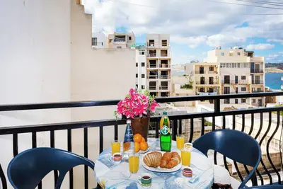 Image de GetawaysMalta - Seashells Appartement de 1 chambre Bugibba