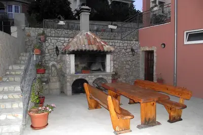 Image de Garçonnière avec la terrasse et la vue sur le mer Novi Vinodolski (As-5479-a)