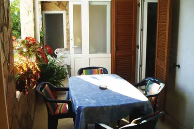 Image de Appartement de deux chambres avec la terrasse Povlja, Brac (A-2922-d)