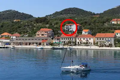 Image de Appartement de deux chambres avec la terrasse et la vue sur le mer Sali, Dugi otok (A-444-c)