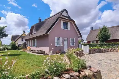 Image de Chaumière au bord de la mer - détente et pure détente! y compris sauna, cheminée et linge de lit