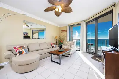 Image de Trouvez la meilleure offre pour vos vacances ici! Vous détendre sur la plage!