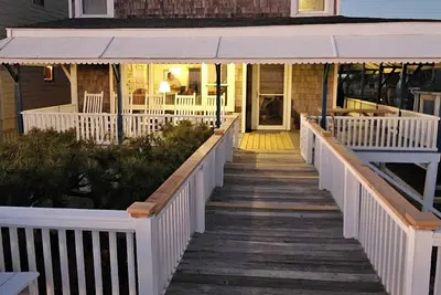Image de Oceanfront. . . Propre, confortable, confortable. . . axé sur la famille, bien entretenu