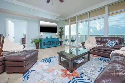 Image de Phoenix Gulf Shores 1602 ~ 3 chambres à coucher 3 salles de bain * Gulf Front! *