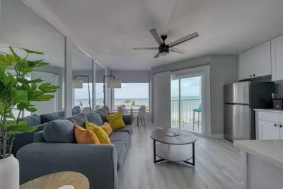 Image de Island Way Getaway 113 un vrai front de mer, Condo 1bd, parfait pour les couples et les petites familles