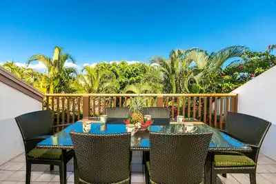 Image de Maui Kamaole # F-210, 2Bd / 2Ba Isolé, Privé, Partout dans Kamaole Iii 6 personnes