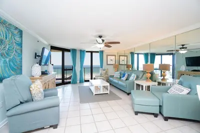 Image de DERNIÈRE Minute Du 7 au 14 juillet 2275 $ / sem. SPÉCIAL * Unité Phx Vi 6808 * 3br / 2ba * Front De Plage