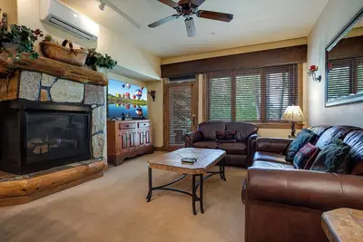 Image de Confortable vie à la montagne dans une magnifique maison, 4 piscines, promotions d'été! Cl3105