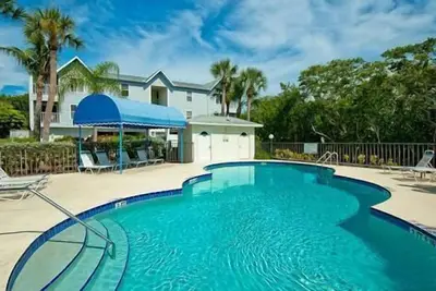 Image de Sandy Point 205 - Condo 2 chambres / 2 salles de bain, occupation maximale de 4 personnes.