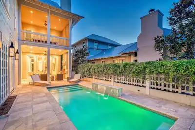 Image de Superbe maison de 6 Br avec 4 maîtres, piscine privée
