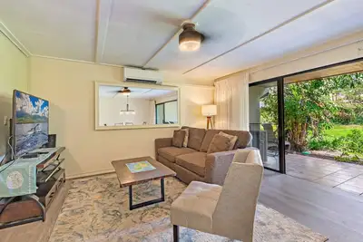 Image de Magnifique condo North Kihei! À quelques pas de la plage! Rénovation de luxe!