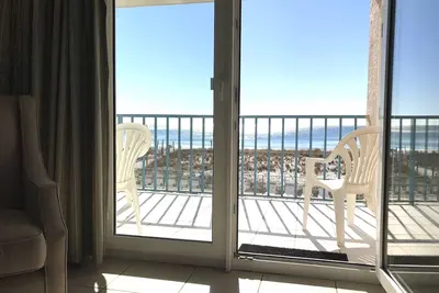 Image de Nouveau décor! | Réservez maintenant pour le printemps et l'été! | Super endroit