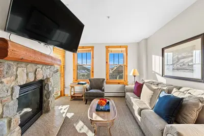 Image de Condo Ă River Run, surplombe Dercum Square, vue sur la montagne, Wifi gratuit