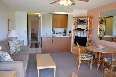 Image de Spacieux, Condo rez de chaussée à quelques pas de la piscine ou de la plage