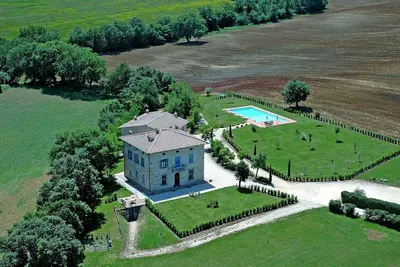 Image de Appartement dans une maison de vacances avec Wifi, piscine, Tv, patio, vue panoramique, parking