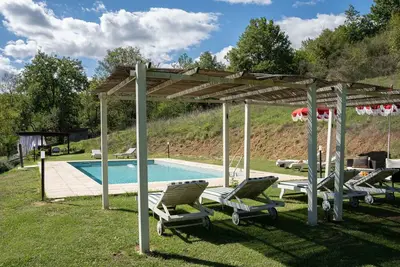 Image de Maison de vacances privée avec Wifi, bain à remous, climatisation, piscine privée, Tv, patio
