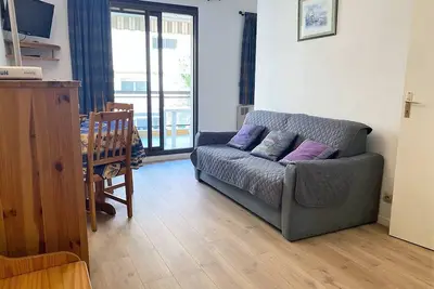 Image de Appartement climatisé, 4 couchages, à 2 pas de la plage au Lavandou