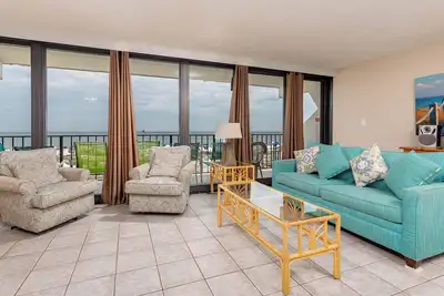 Image de Condo 3 chambres Ă coucher 201 @ Island Winds East