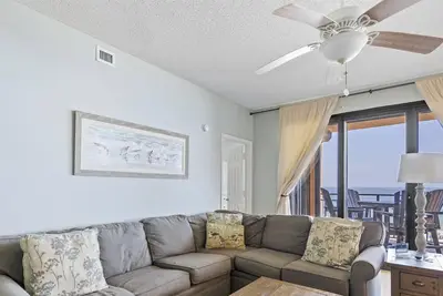 Image de Bonnes Affaires! Devant le golfe | Vue imprenable | Vie liquide