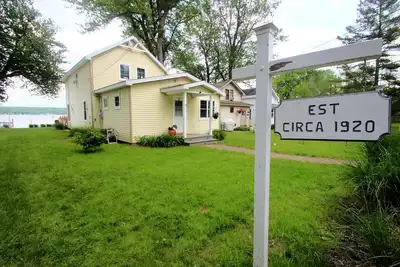 Image de Profitez d'une belle vue sur le lac Chautauqua au 3314 Highland Ave. à Ashville, Ny!