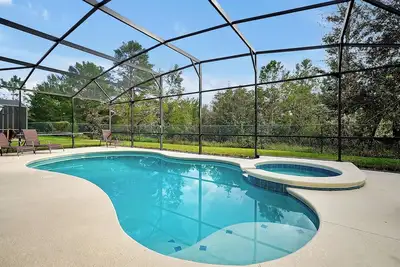 Image de Calabre 5 chambres face au sud piscine / spa vues fabuleuses, salle de jeux Disney 5 minutes