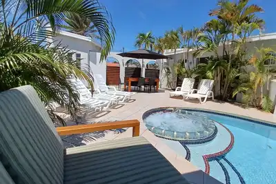 Image de Aruba Villa de vacances privée de 3 chambres, piscine, à distance de marche de la plage