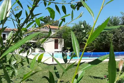 Image de Superbe propriété dans vaste parc très agréable, accueil chaleureux