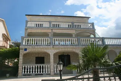 Appartement d'une chambre avec la terrasse et la vue sur le mer Crikvenica (A-5489-b)