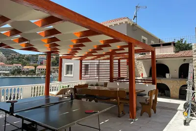 Image de Garçonnière avec le balcon et la vue sur le mer Sali, Dugi otok (As-443-a)