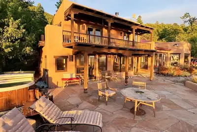 Image de Alto Salto Maison de montagne luxuriante isolée, vues incroyables, Spa privatif