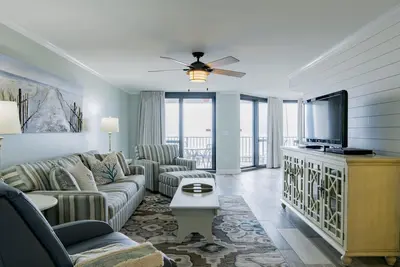 Image de Récemment rénové à partir du 01/03/19, 1br à Phoenix Vi, en bord de mer! !