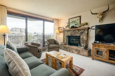 Image de Bt207 by Mountain Resorts * Une vue imprenable depuis la terrasse privée *