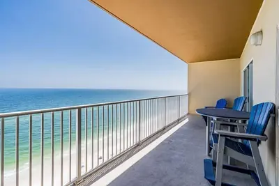 Image de Crystal Shores West 1005 - L'automne, c'est mieux Ă la plage! Reserve maintenant